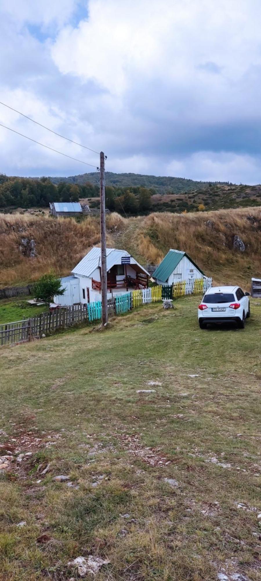 Weekend House In The Piva Nature Park ปลูชิเน ภายนอก รูปภาพ