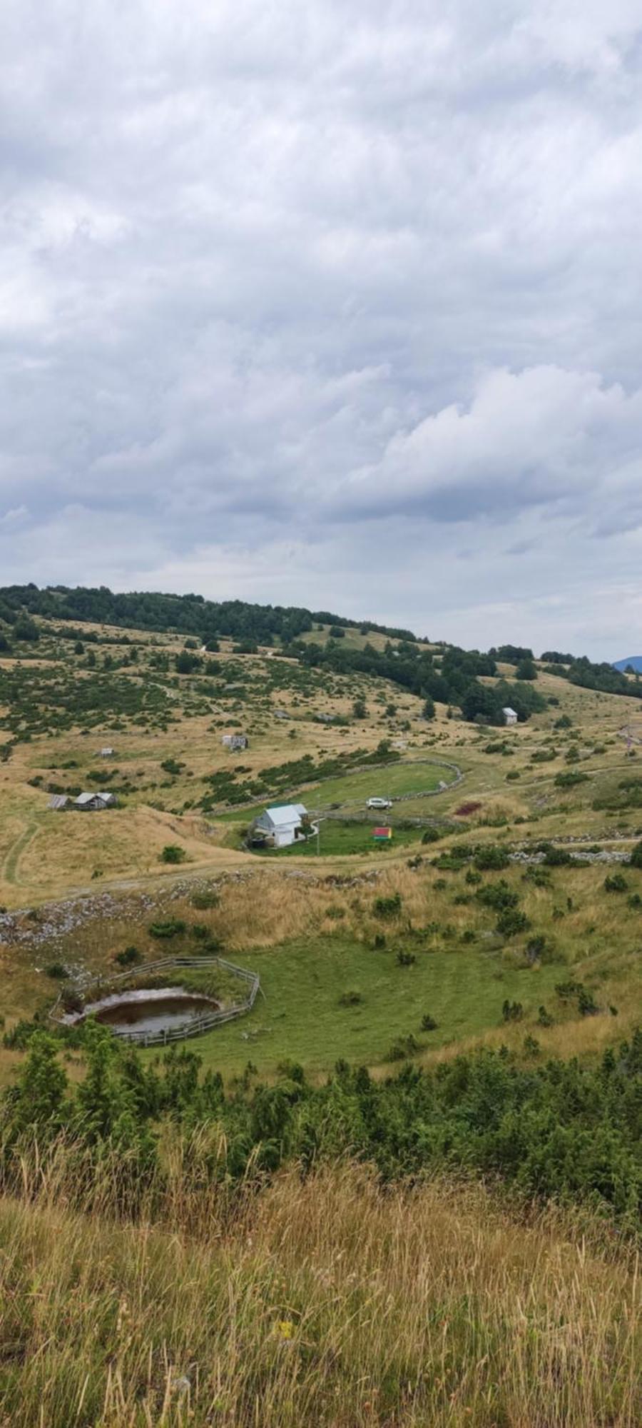 Weekend House In The Piva Nature Park ปลูชิเน ภายนอก รูปภาพ